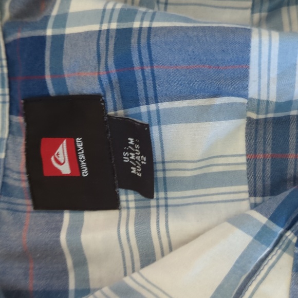 Quicksilver button down - Picture 2 of 3
